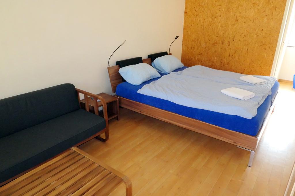 Swiss Hostel Lago Lodge บีล ภายนอก รูปภาพ